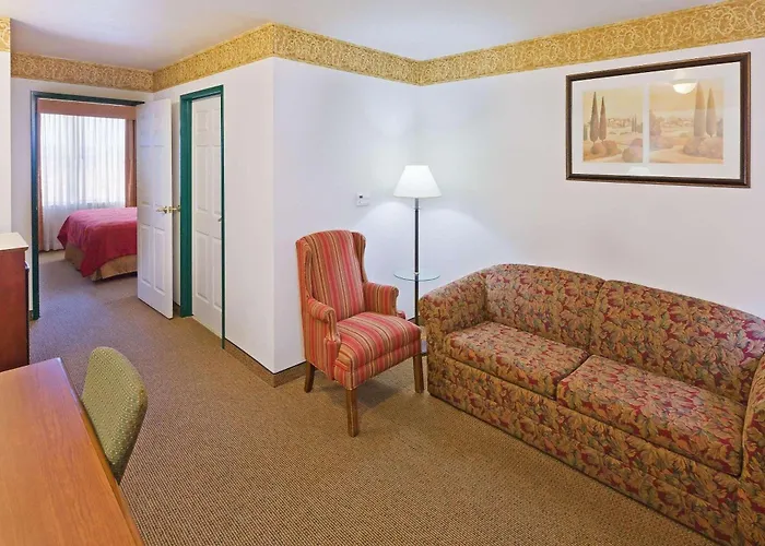 Country Inn & Suites By Radisson, Chambersburg, Pa
