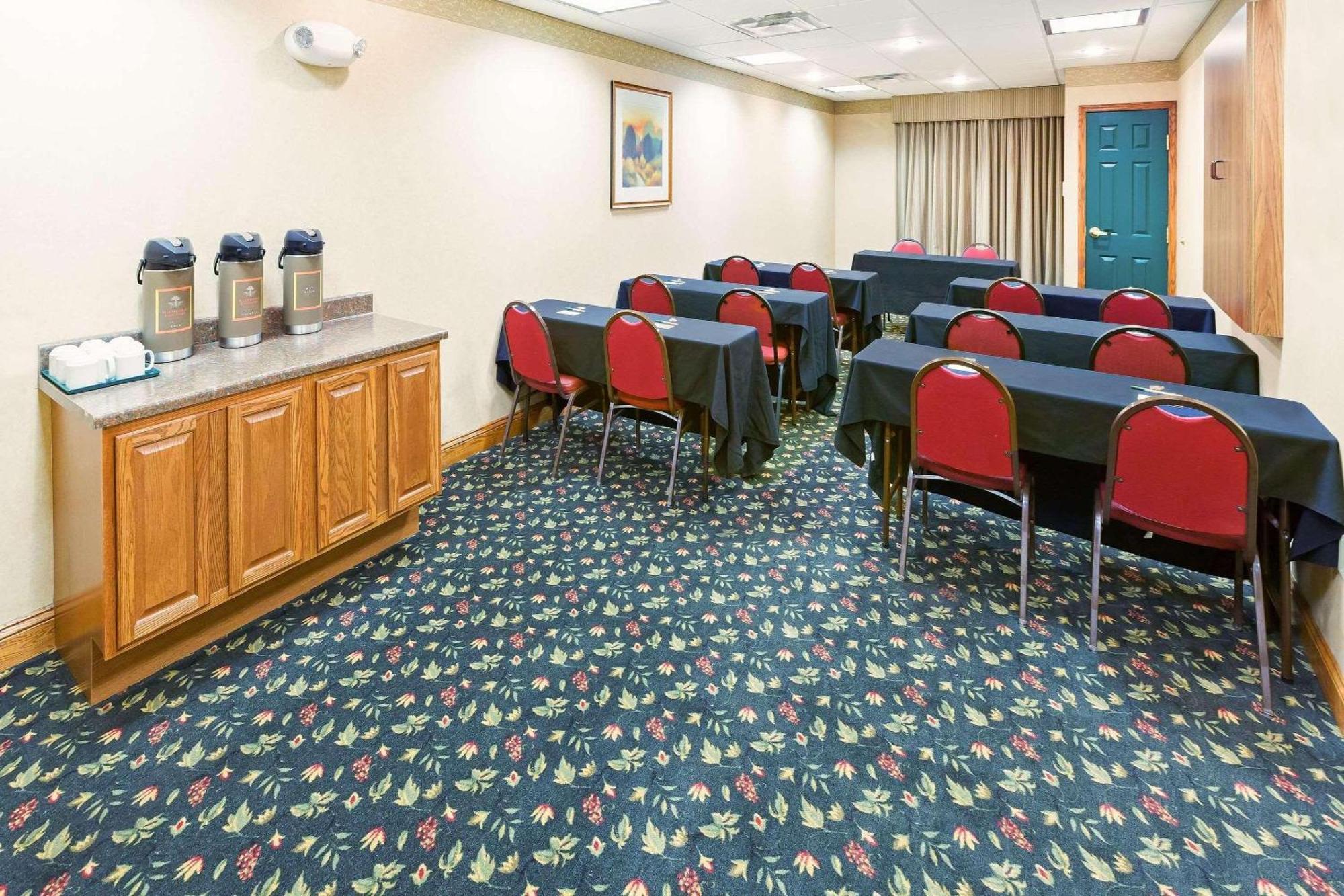 Country & By Radisson, Chambersburg, Pa Hotel Chambersburg