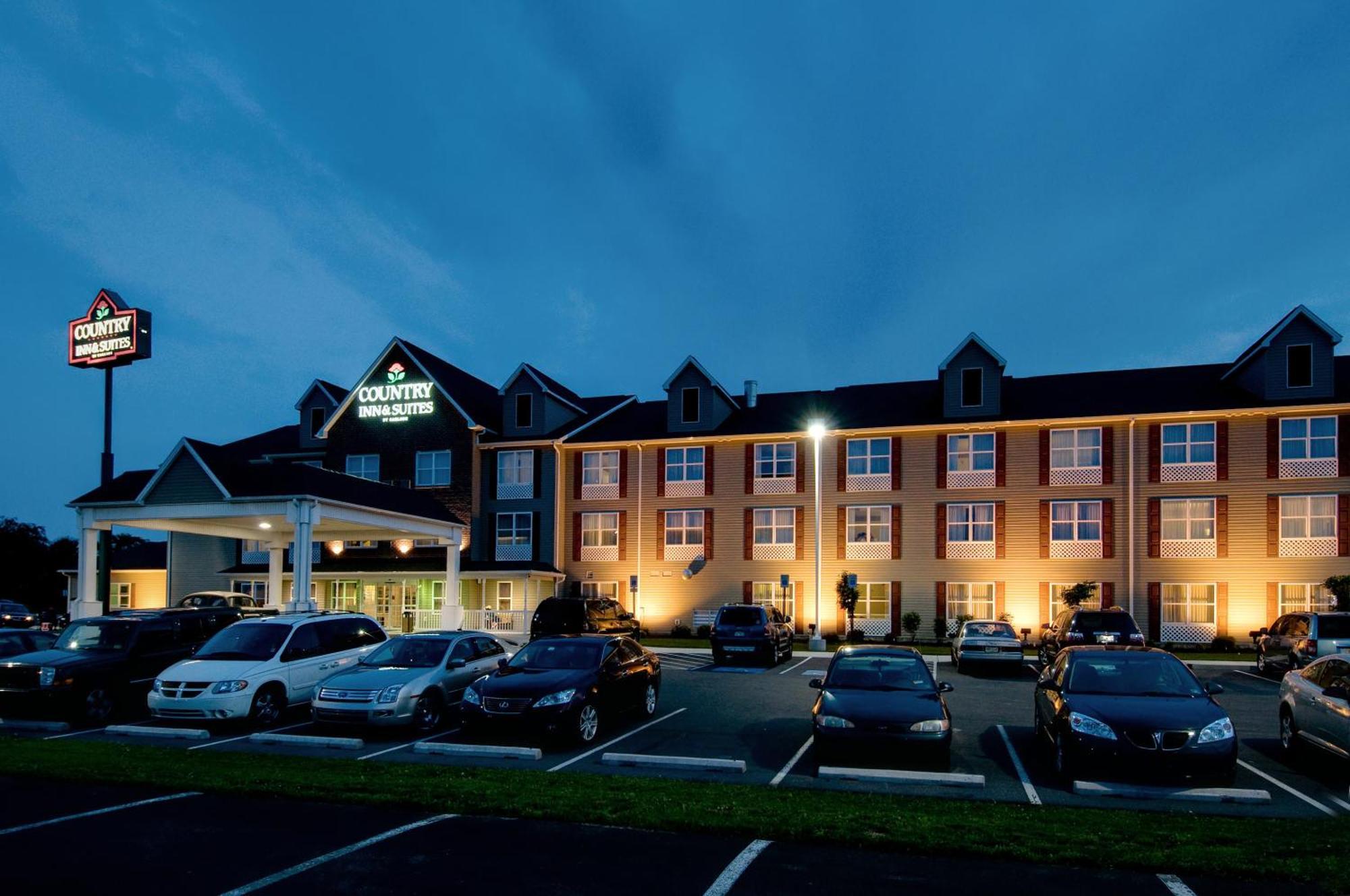 Country & By Radisson, Chambersburg, Pa Hotel